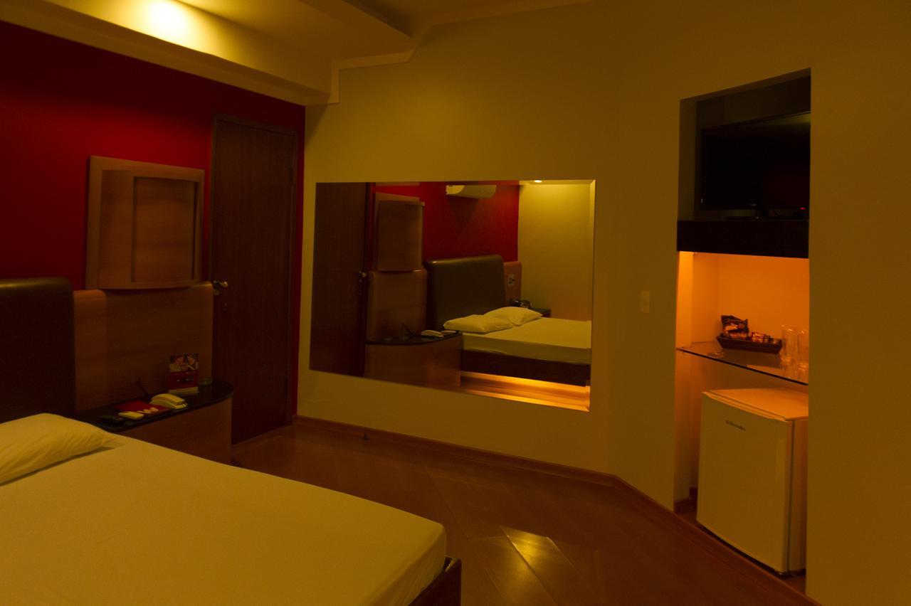 W Motel (Adults Only) Congonhas  Bagian luar foto