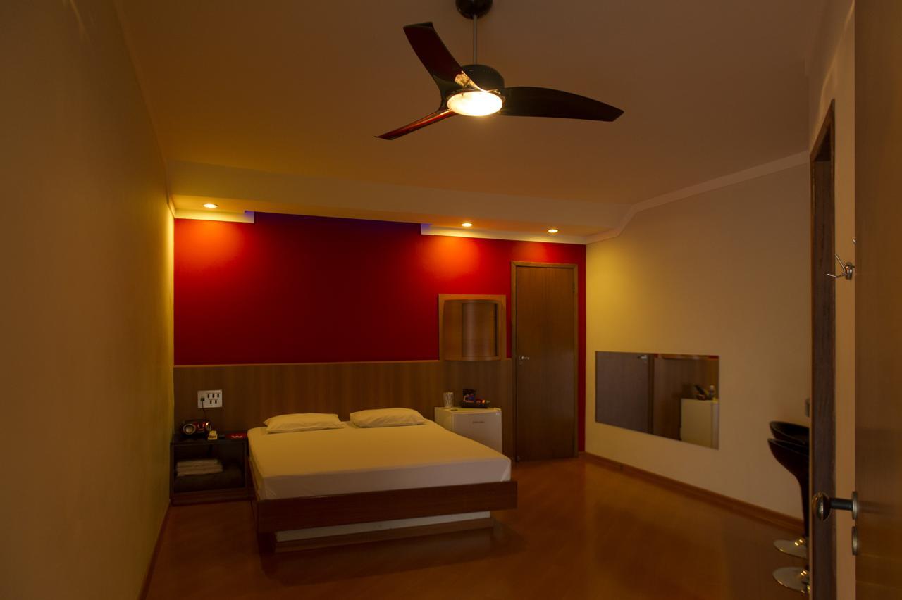 W Motel (Adults Only) Congonhas  Bagian luar foto